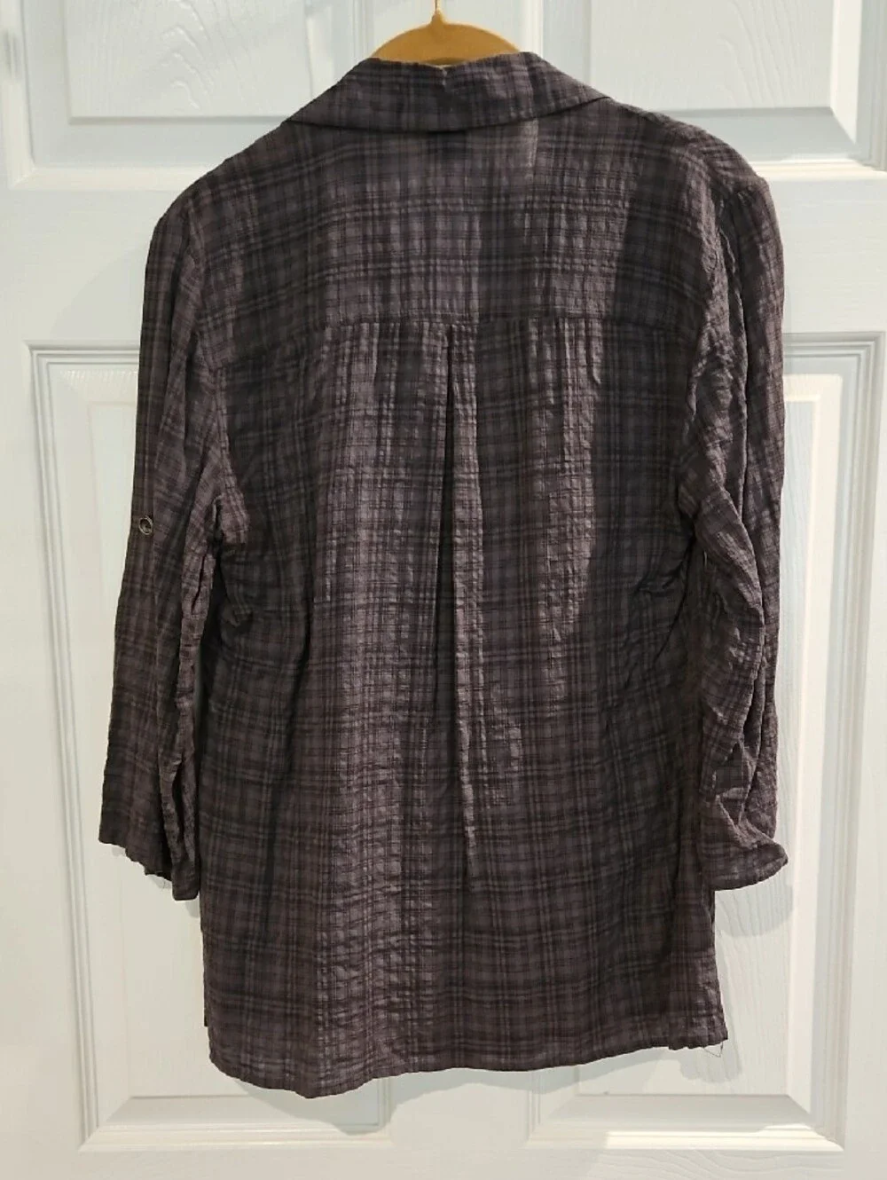 Spence Dark Gray 3/4 Length Sleeves